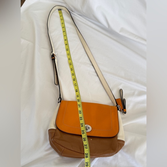 Coach Timeless Tan and Brown Leather Crossbody Bag - Picture 15 of 16